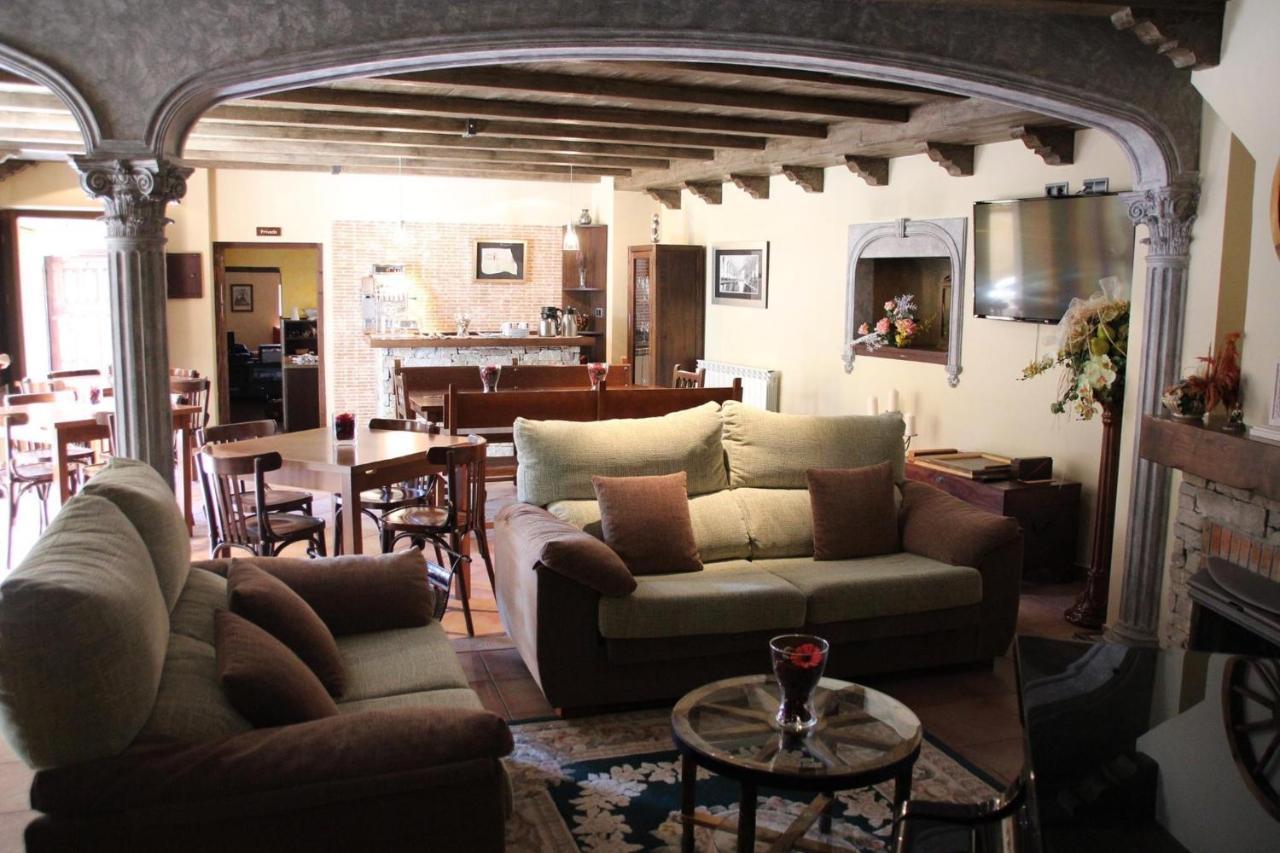 Hotel Rural Monasterio De Ara Mada Santa Colomba de las Arrimadas المظهر الخارجي الصورة