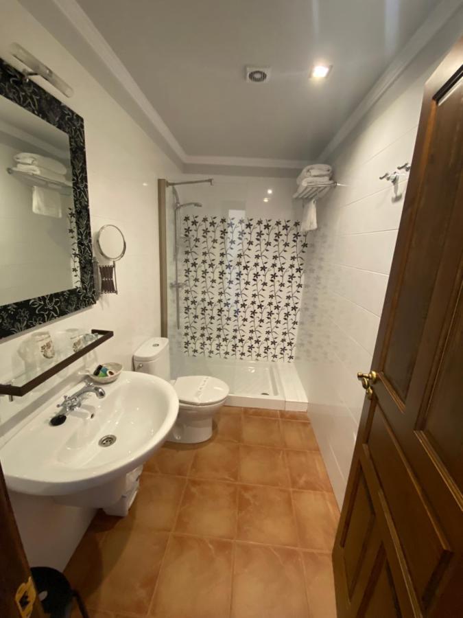 Hotel Rural Monasterio De Ara Mada Santa Colomba de las Arrimadas المظهر الخارجي الصورة