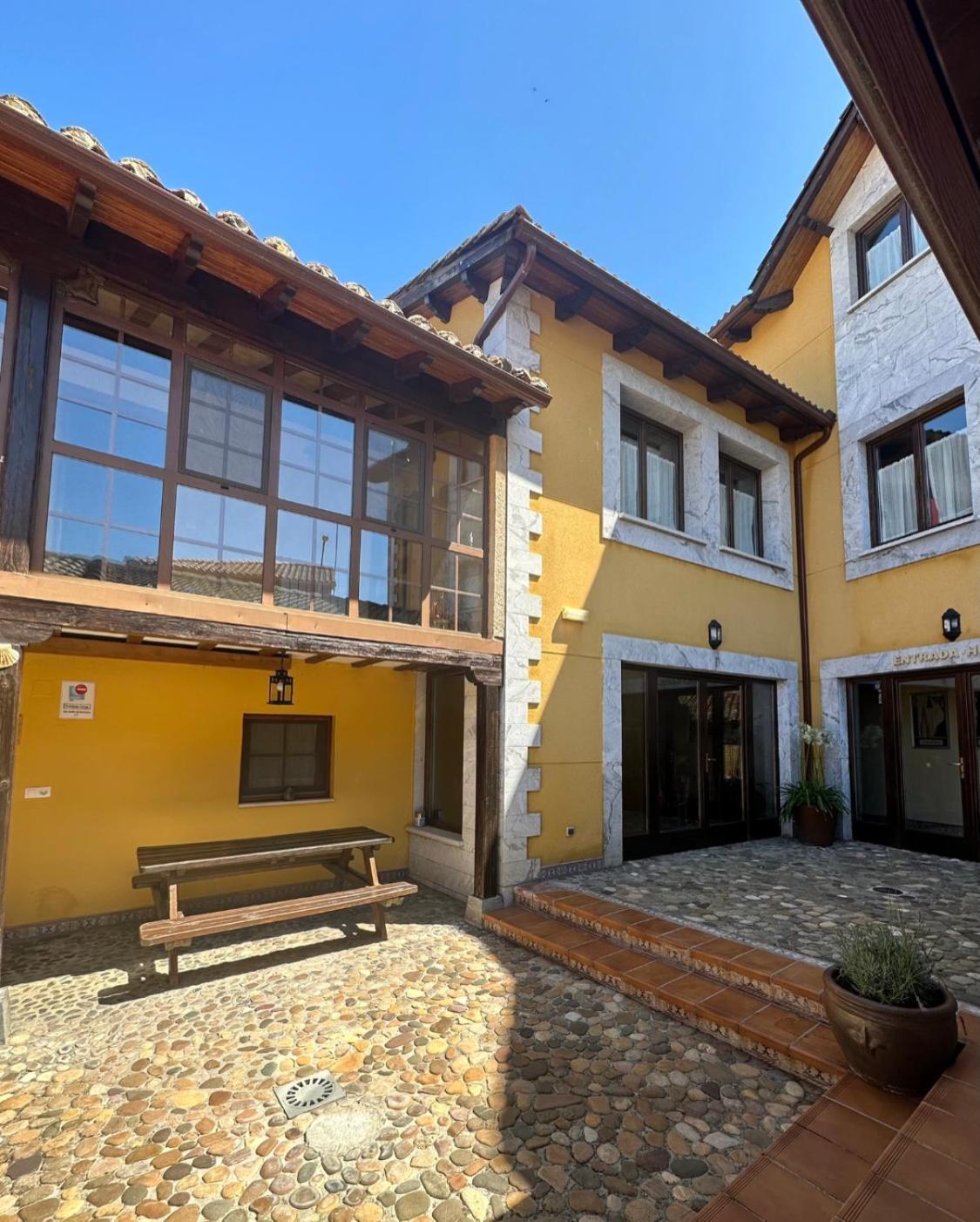 Hotel Rural Monasterio De Ara Mada Santa Colomba de las Arrimadas المظهر الخارجي الصورة